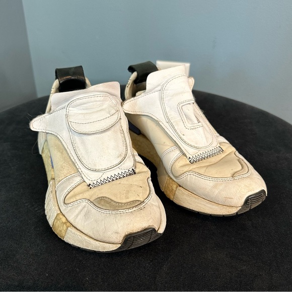 Adidas Futurepacer Boost Sneaker in White/Grey/Black - Picture 1 of 15